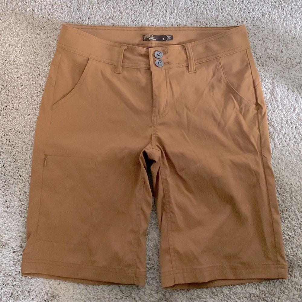 Prana Women’s Shorts - Size 6 - New!!